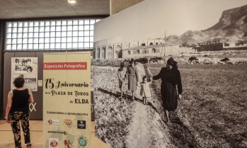 La exposición se inaugura a las 20:30 horas.