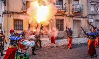 Muchos festeros se quedarán sin participar en los actos de tiro.