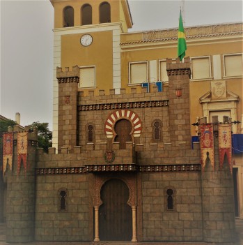 El Castillo de Embajadas de Elda cumple hoy 25 años | A. J.