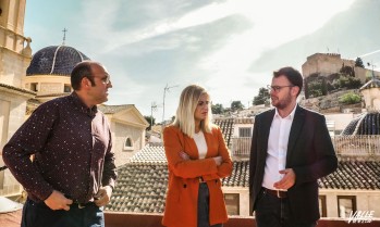 El director del Museo Dámaso Navarro, Fernando Tendero, la alcaldesa, Irene Navarro, y el edil de Cultura, Fernando Portillo, han presentado la propuesta | J.C.