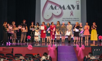 Imagen de la presentación del calendario solidario de ACMAVI. 