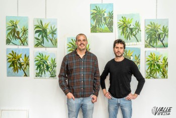 El edil Iñaki Pérez y el artista Alejandro Martínez | Nando Verdú. 
