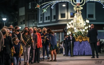 La Virgen volvió a recorrer las calles de la localidad | J.C.