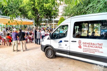En la gala se presentó el segundo autobús de la asociación | Nando Verdú. 