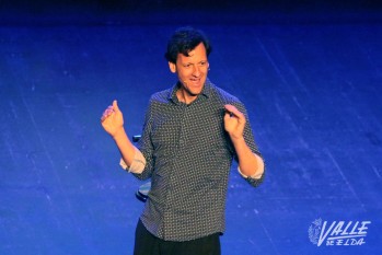 El cómico en el escenario del Teatro Castelar | Marta Maestre.
