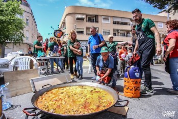 Las distintas comisiones han preparado una comida en hermandad | J.C.