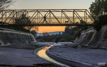 El objetivo es eliminar el hormigón y devolver la imagen natural al río por su tramo urbano| J.C.