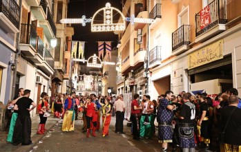 Imagen de la calle Nueva, en la que hay varios cuartelillos | Jesús Cruces.