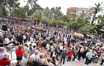 Cientos de personas han disfrutado del último acto de la Semana Santa | Jesús Cruces.