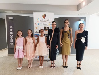 Las candidatas durante la cena de gala | Redes sociales.