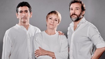 El director Juan Mayorga y los actores Blanca Portillo y José Lui García-Perez.