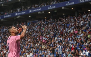 Florin Andone enmudeció a los seguidores del Espanyol de Barcelona|  J. Cruces.