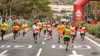 Alrededor de mil niños han participado en la Milla Escolar | J.C.