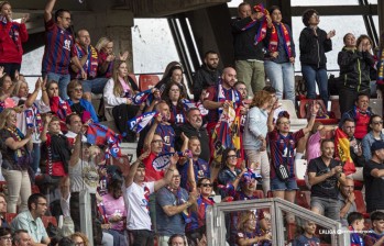 Más de 200 aficionados se desplazaron a ver el partido en directo | LaLiga.