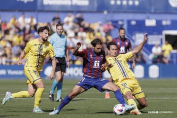 El Eldense sumó un punto | LaLiga. 