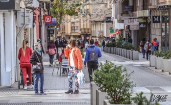 Las mascarillas volverán a ser obligatorias en la calle| J.C.