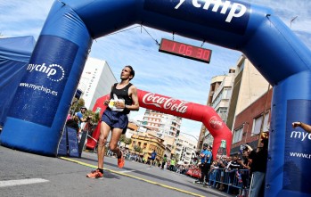 La Media Maratón Ciudad de Elda contó con 600 corredores