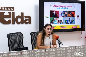 La edil de Educación, María Gisbert, en rueda de prensa | Nando Verdú. 