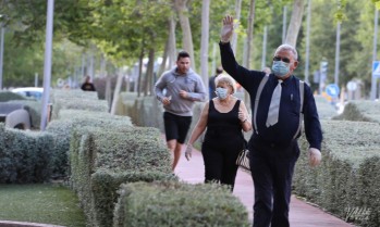 La población ha salido con ganas pero con seguridad.