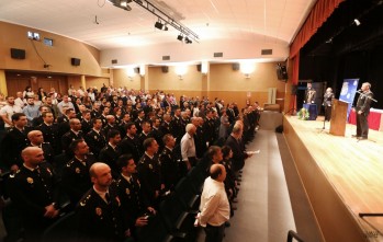Los agentes han participado esta mañana en los actos de la festividad.