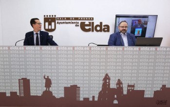Rubén Alfaro y el edil Jesús Sellés durante la rueda de prensa.