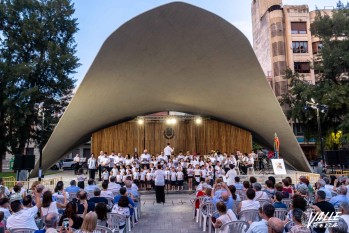 Cada año actúa la AMCE Santa Cecilia | Archivo Valle de Elda J.C..