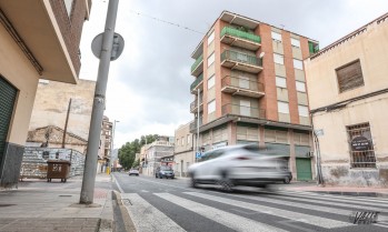 La persecución se produjo por diferentes calles de la ciudad, alertando a los conductores..