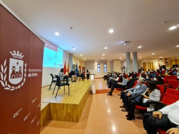 Durante la mesa se incidió en la necesidad de mejorar en inclusión.