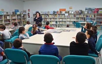 Los pequeños llenan las bibliotecas de Petrer