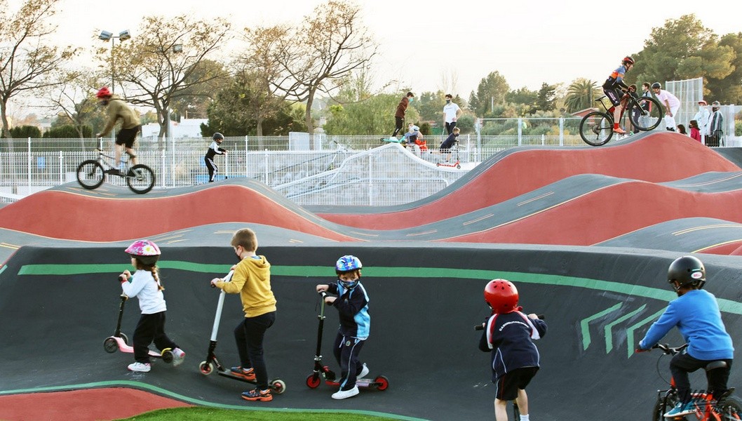 Elda ya disfruta de su pumptrack Elda ya disfruta de su pumptrack