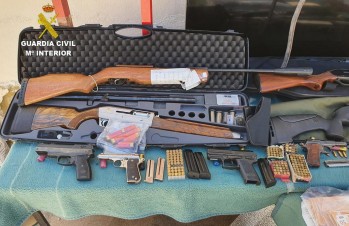 Imagen de las armas incautadas.