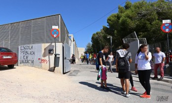 Se suspenden los talleres para prevenir el absentismo en el Instituto Monastil por falta de personal