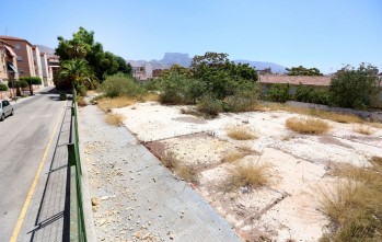 Imagen del solar en el que se construirá el centro | Jesús Cruces.