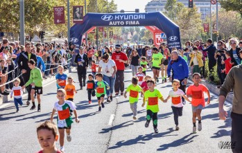 Niños y mayores han disfrutado de una jornada deportiva.