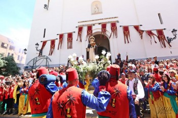San Antón a su entrada a la iglesia de Santa Ana, ya remodaza | Jesús Cruces.