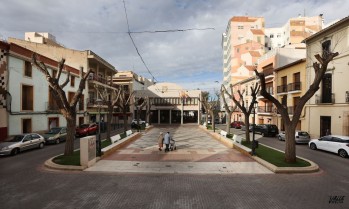 Los árboles desaparecerán de la plaza, que se verá ampliada.