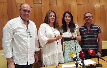 Gramática Parda recauda 700 euros para las ayudas a la alimentación infantil