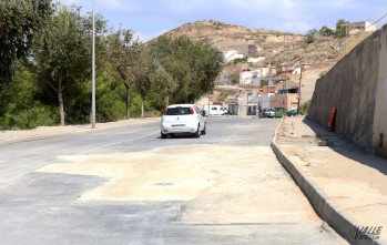 El Paseo de la Mora abre al tráfico