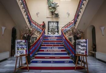 El Casino Eldense se ha decorado para la ocasión. 