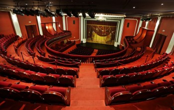 El Teatro Castelar ya es accesible para personas con discapacidad auditiva