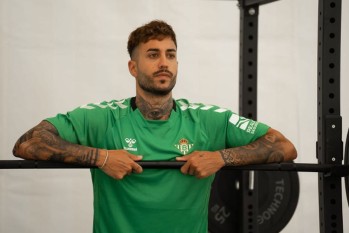 El jugador llega a ayudar al CD Eldense | Redes sociales.
