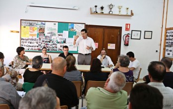 El equipo de gobierno se reunirá con los ciudadanos y dotará de más peso a los Consejos de Barrio | Jesús Cruces.