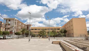 El centro permanece cerrado a la espera del inicio del derribo.