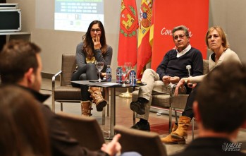 Los referentes del balonmano se mostraron optimistas sobre un cambio hacia la igualdad | Jesús Cruces.
