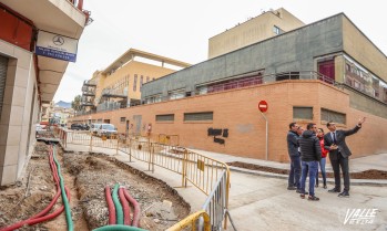 El alcalde y el edil responsable junto a los técnicos han visitado esta mañana las obras.