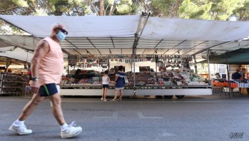 Imagen del mercadillo en su nueva ubicación.