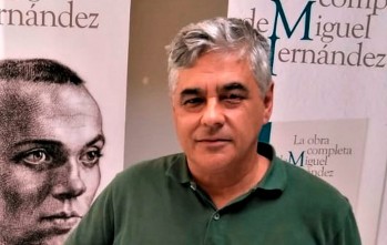 Paco Escudero es un experto en la figura de Miguel Hernández.