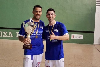 El eldense Carlos Abad y José Luis Hernández de Petrer se proclaman campeones autonómicos de frontón valenciano