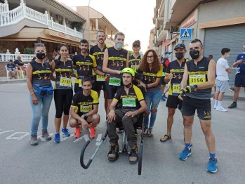 El grupo disfrutó la carrera.