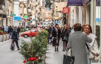 El PP asegura que los comerciantes temen reducir sus ventas.